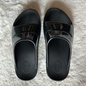 OOFOS Black OOAHH  LUXE Women’s Comfort Slide Sandals W9 M7 Arch support